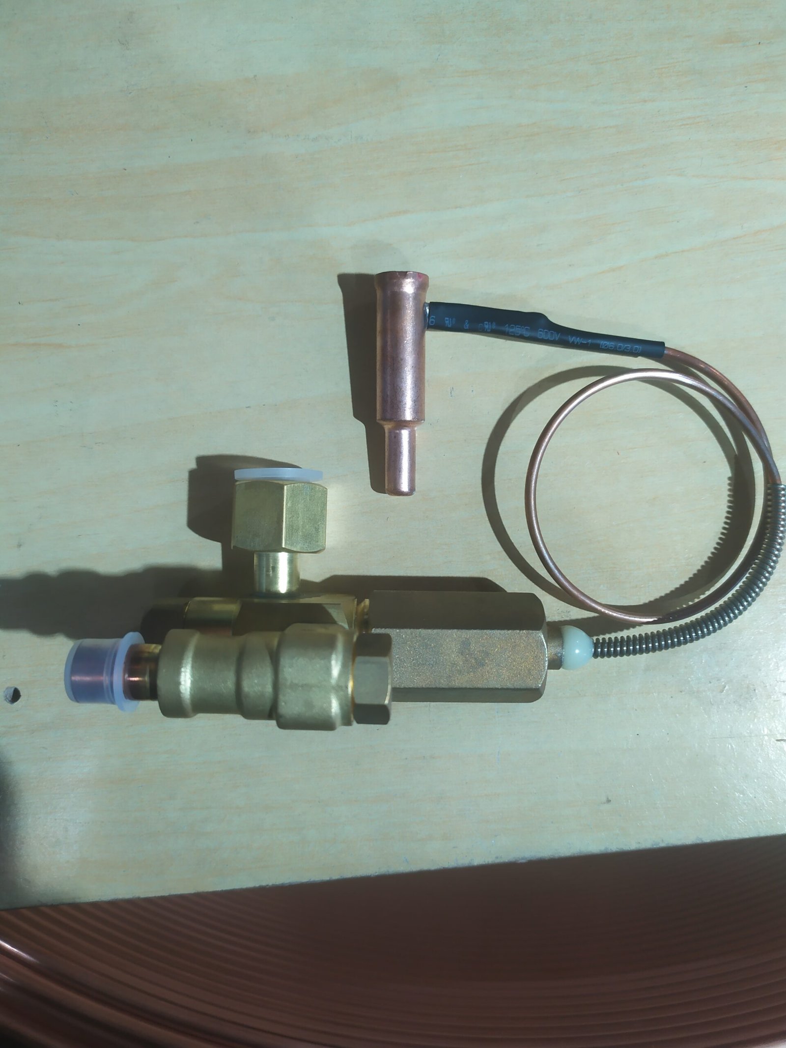 Válvula DTC EMERSON 998-0500-00 p/inyección de líquido: imagen 1